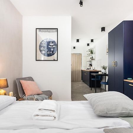 Apartamenty Na Debnikach - By Upstairs Cracovia Exterior foto