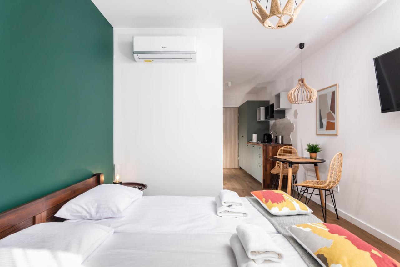Apartamenty Na Debnikach - By Upstairs Cracovia Exterior foto
