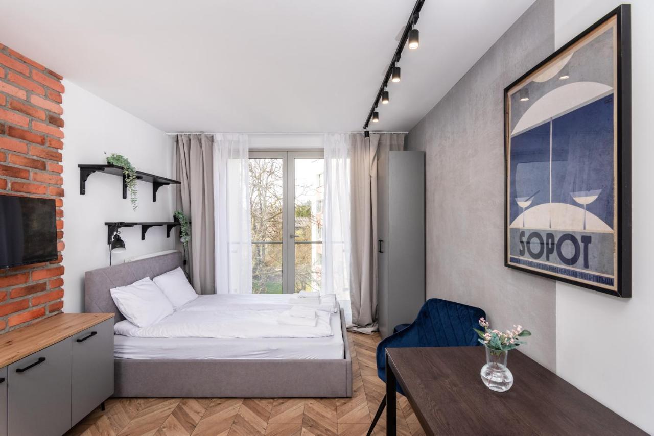 Apartamenty Na Debnikach - By Upstairs Cracovia Exterior foto